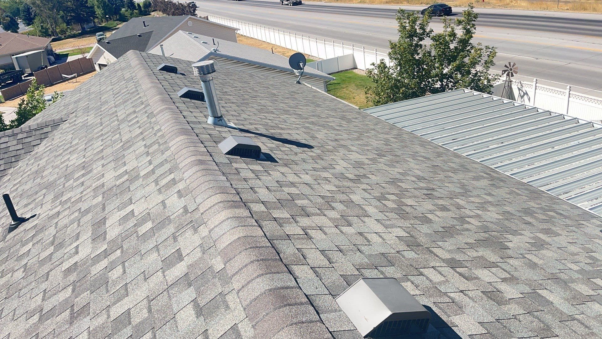 Efficient One-Day Asphalt Shingle Transformation image